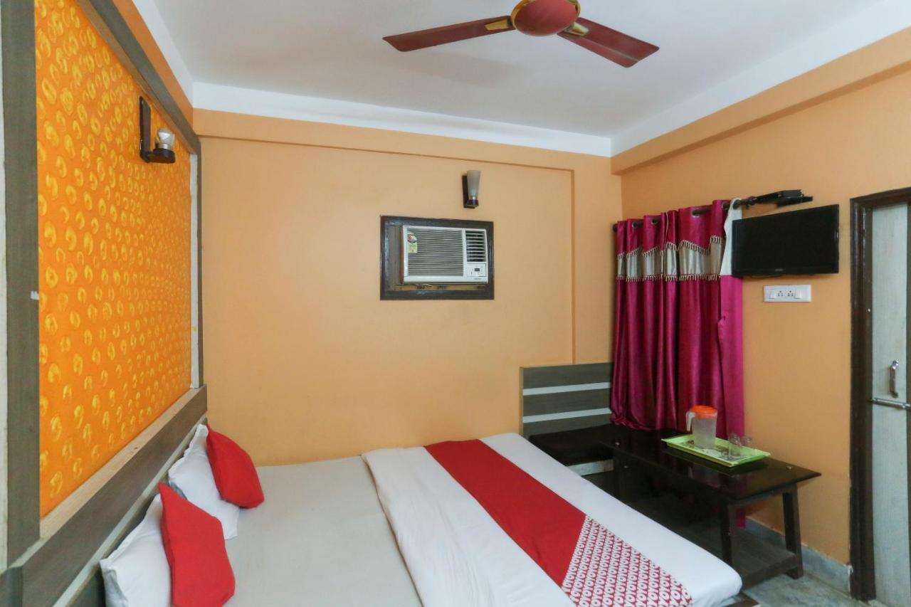 Oyo 60609 Hotel Tanushree Rampurhat Esterno foto