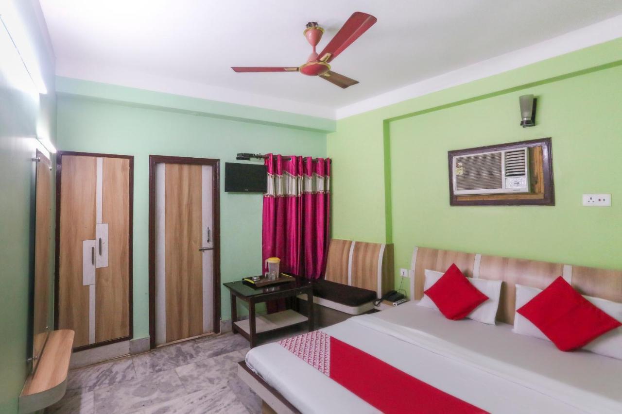 Oyo 60609 Hotel Tanushree Rampurhat Esterno foto
