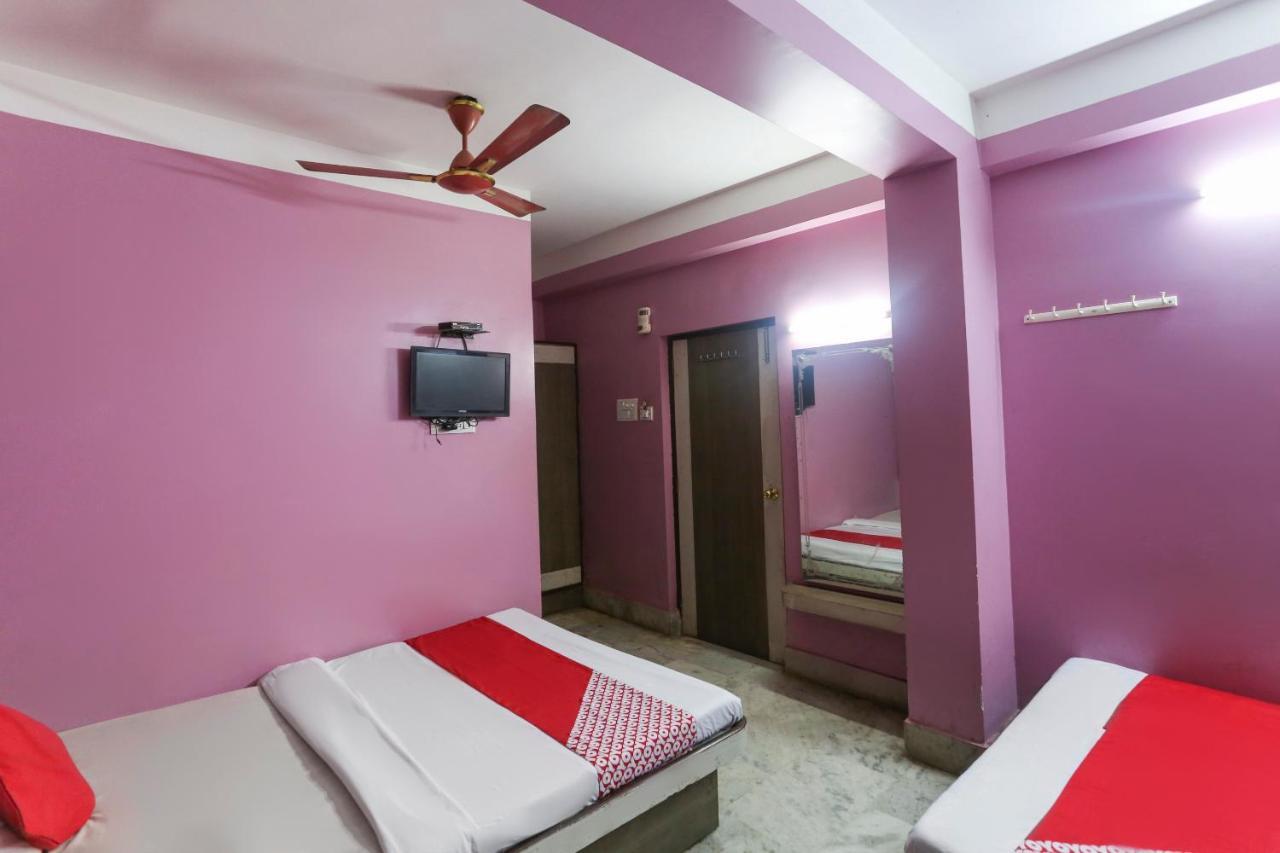 Oyo 60609 Hotel Tanushree Rampurhat Esterno foto