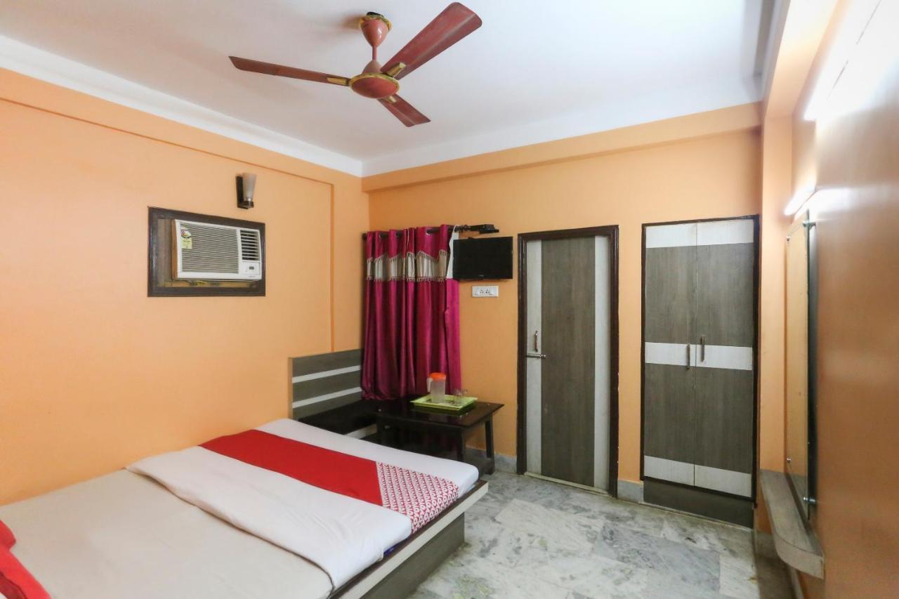Oyo 60609 Hotel Tanushree Rampurhat Esterno foto